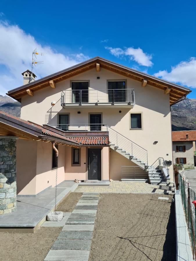 Casa Vacanza Lo Nano Fénis Exterior foto